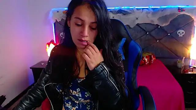 Snapshot of Julietacollins06 chatting on 31, 10, 2025 Julietacollins06 online show from 31, 10, 2025