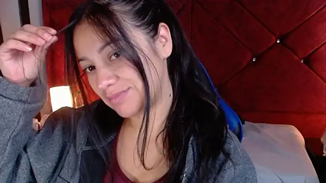 Snapshot of Julietacollins06 chatting on 5, 3, 2026 Julietacollins06 online show from 5, 3, 2026