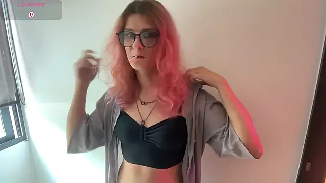 Snapshot of Alice_Pinkhead chatting on 17, 7, 2026 Alice Pinkhead online show from 17, 7, 2026