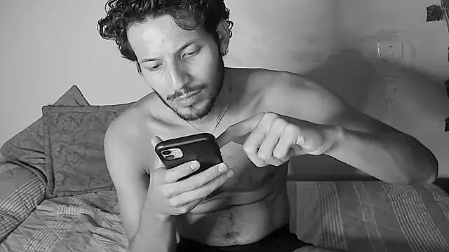 Snapshot of Nicholasrodrii chatting on 14, 6, 2026 Nicholasrodrii online show from 14, 6, 2026