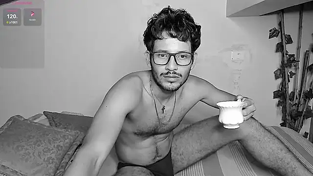 Snapshot of Nicholasrodrii chatting on 1, 7, 2026 Nicholasrodrii online show from 1, 7, 2026