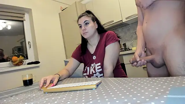 cuplu29 online show from 5, 3, 2026