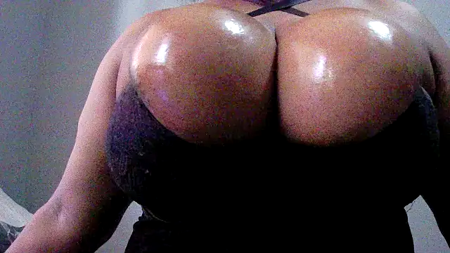Snapshot of tripplexhoney101 chatting on 7, 2, 2026 tripplexhoney101 online show from 7, 2, 2026