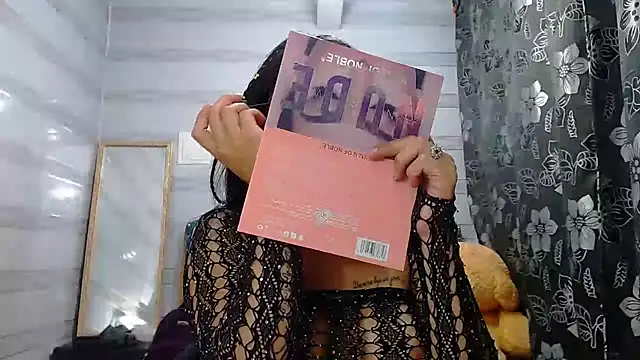 Snapshot of lily_jamesx chatting on 19, 2, 2025 lily jamesx online show from 19, 2, 2025