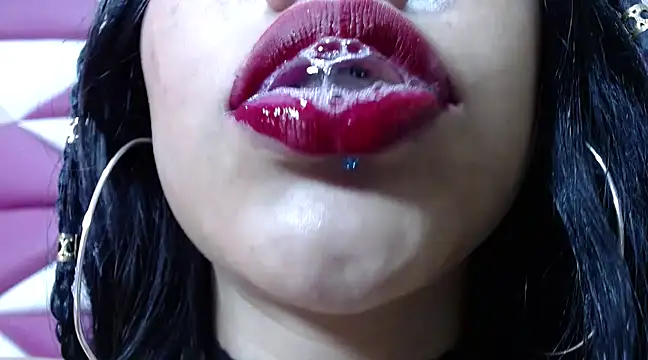 Snapshot of lily_jamesx chatting on 24, 2, 2025 lily jamesx online show from 24, 2, 2025