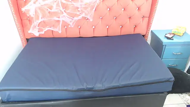 Snapshot of lily_jamesx chatting on 9, 10, 2025 lily jamesx online show from 9, 10, 2025