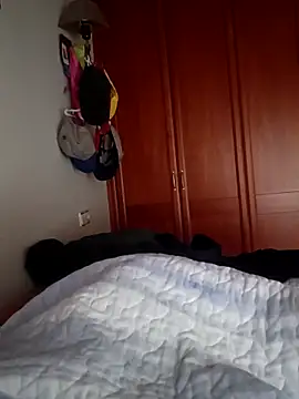 AAngel20 online show from 4, 10, 2025