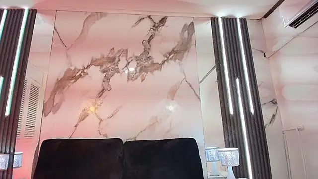 EvaHalsey online show from 17, 9, 2025