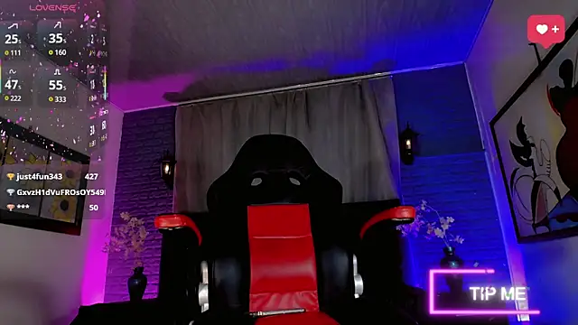 Snapshot of lizeth_Duarte chatting on 27, 9, 2025 lizeth Duarte online show from 27, 9, 2025