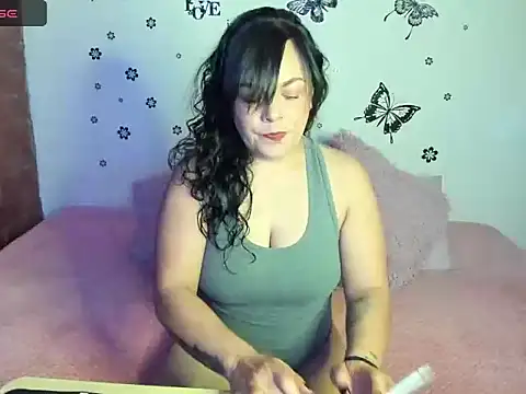 Snapshot of MIA_BIANCCO chatting on 14, 12, 2024 MIA BIANCCO online show from 14, 12, 2024
