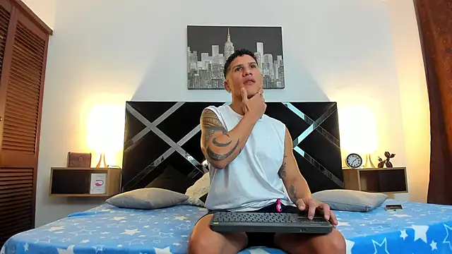 Snapshot of nakedfoam1 chatting on 14, 4, 2026 nakedfoam1 online show from 14, 4, 2026