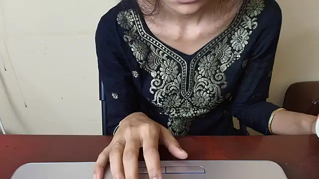 Srabontii online show from 24, 11, 2025