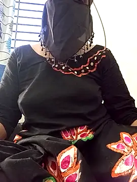 Snapshot of RaselKg chatting on 7, 1, 2026 RaselKg online show from 7, 1, 2026