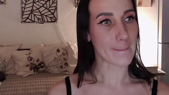 Snapshot of pepper_milf chatting on 10, 2, 2025 pepper milf online show from 10, 2, 2025