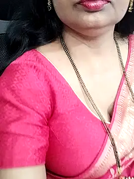 Snapshot of Deepthi_Mysore chatting on 5, 2, 2025 Deepthi Mysore online show from 5, 2, 2025