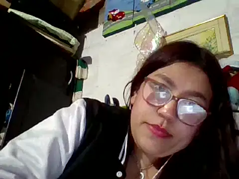 Snapshot of dafne19_ chatting on 7, 1, 2025 dafne19 online show from 7, 1, 2025