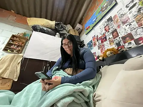 Snapshot of dafne19_ chatting on 5, 7, 2026 dafne19 online show from 5, 7, 2026