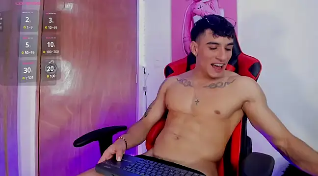 Snapshot of joseph_boy chatting on 5, 2, 2025 joseph boy online show from 5, 2, 2025