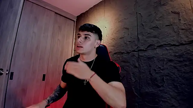 Snapshot of joseph_boy chatting on 2, 10, 2025 joseph boy online show from 2, 10, 2025