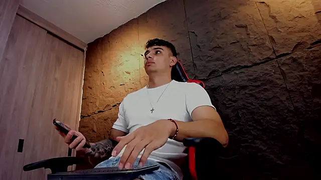 Snapshot of joseph_boy chatting on 17, 10, 2025 joseph boy online show from 17, 10, 2025