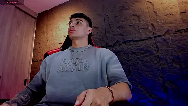 Snapshot of joseph_boy chatting on 19, 10, 2025 joseph boy online show from 19, 10, 2025