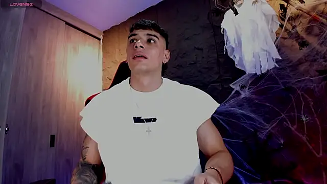 Snapshot of joseph_boy chatting on 25, 10, 2025 joseph boy online show from 25, 10, 2025