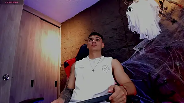 Snapshot of joseph_boy chatting on 27, 10, 2025 joseph boy online show from 27, 10, 2025