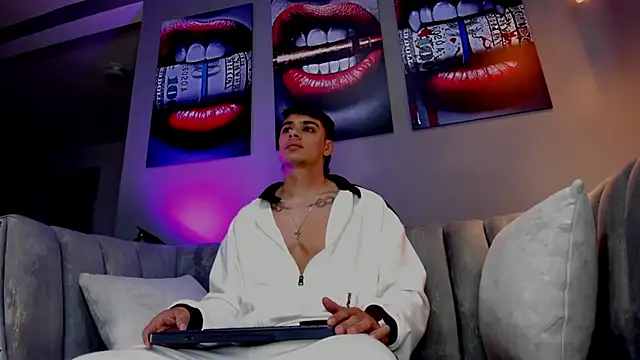 Snapshot of joseph_boy chatting on 16, 11, 2025 joseph boy online show from 16, 11, 2025