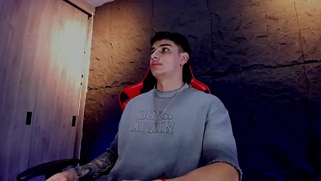 Snapshot of joseph_boy chatting on 17, 11, 2025 joseph boy online show from 17, 11, 2025