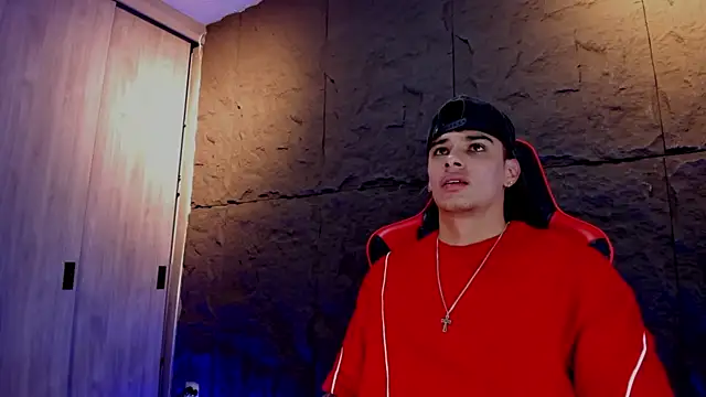 Snapshot of joseph_boy chatting on 19, 12, 2025 joseph boy online show from 19, 12, 2025