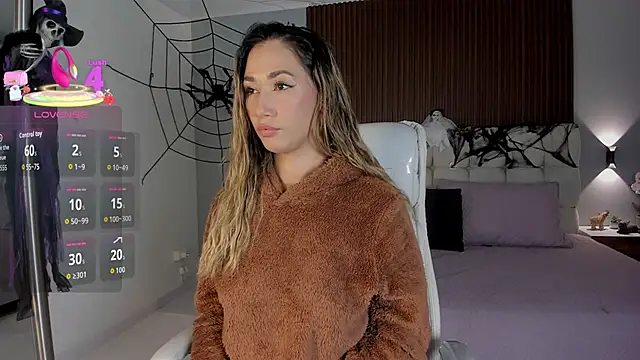 Snapshot of Emma23__ chatting on 18, 10, 2025 Emma23 online show from 18, 10, 2025