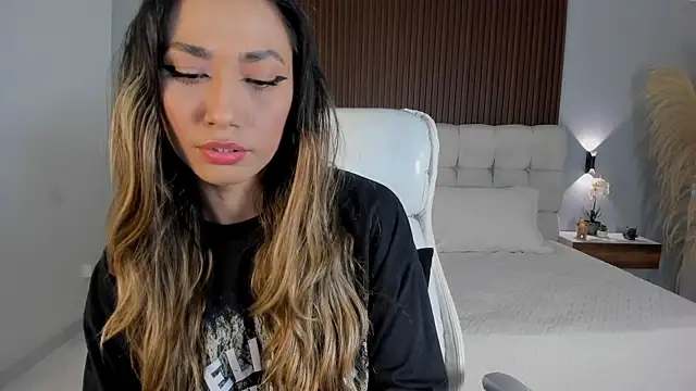 Emma23   online show from 27, 5, 2026