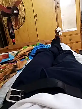 Snapshot of AlkalineCalmness chatting on 17, 4, 2026 AlkalineCalmness online show from 17, 4, 2026