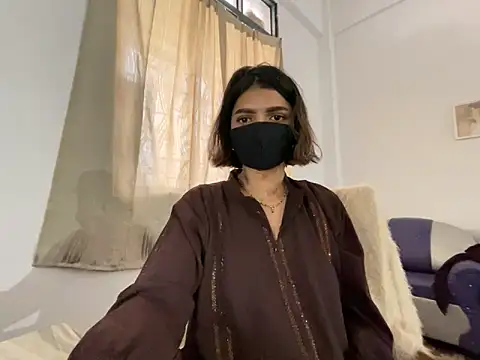 Snapshot of MaYaa__11 chatting on 22, 1, 2025 MaYaa 11 online show from 22, 1, 2025