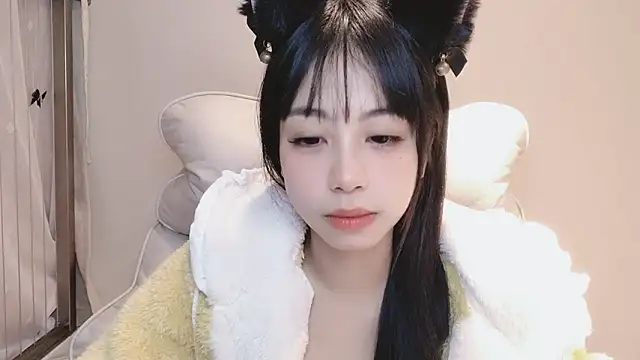 -Hottie online show from 12, 12, 2024