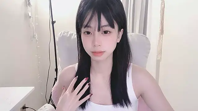 -Hottie online show from 4, 3, 2025