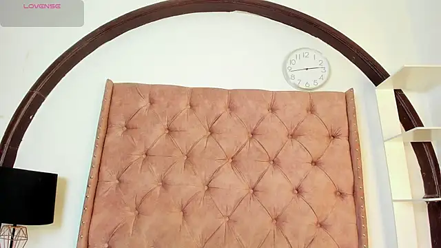 LadyAvalon online show from 26, 1, 2025