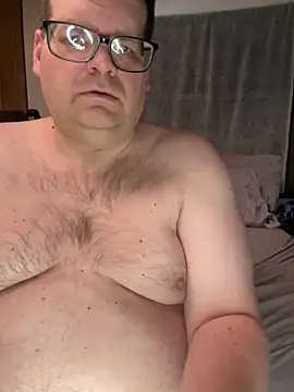 Snapshot of treatbobnicer chatting on 5, 2, 2026 treatbobnicer online show from 5, 2, 2026