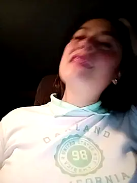 Lesly 10- online show from 7, 3, 2025