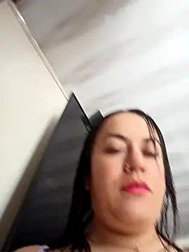 Snapshot of Lesly_10- chatting on 15, 1, 2026 Lesly 10- online show from 15, 1, 2026