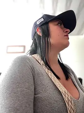 Snapshot of Lesly_10- chatting on 7, 3, 2026 Lesly 10- online show from 7, 3, 2026