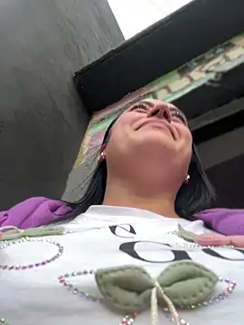 Snapshot of Lesly_10- chatting on 27, 3, 2026 Lesly 10- online show from 27, 3, 2026