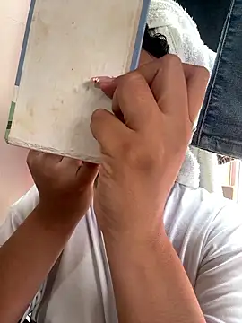 Snapshot of kae_styles chatting on 11, 1, 2026 kae styles online show from 11, 1, 2026