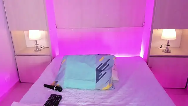 EmilyyStuart online show from 12, 3, 2026