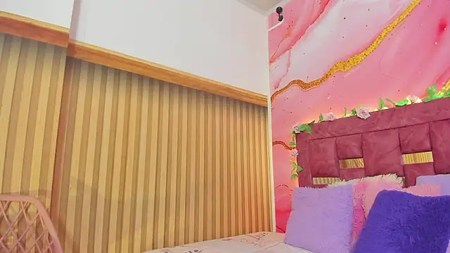 melody paris online show from 17, 3, 2026