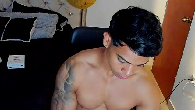 Snapshot of Andrew_wolf7 chatting on 26, 11, 2025 Andrew wolf7 online show from 26, 11, 2025