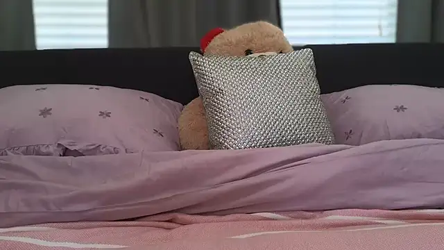 Snapshot of longislandprincess chatting on 14, 3, 2026 longislandprincess online show from 14, 3, 2026