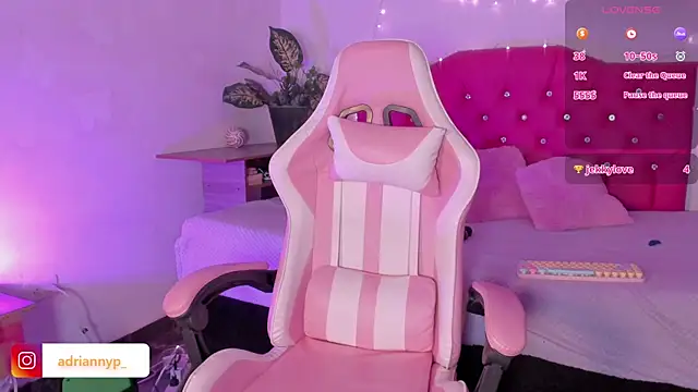 adriannyp 1 online show from 4, 2, 2025