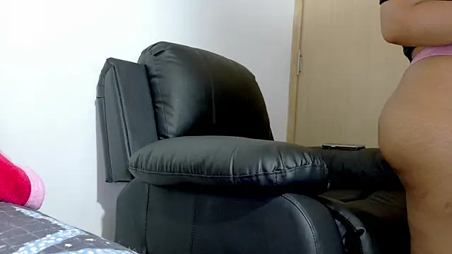 Snapshot of latinfeet-qos chatting on 9, 5, 2026 latinfeet-qos online show from 9, 5, 2026