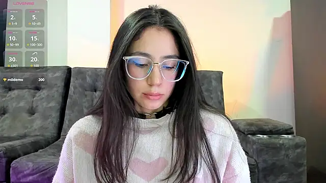 Snapshot of emmadiaz1 chatting on 8, 2, 2026 emmadiaz1 online show from 8, 2, 2026
